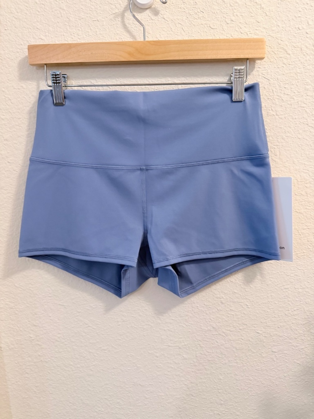 🍋 NWT Lululemon Wunder Train High-Rise Short 2" - Size 10 - Picture 3 of 4